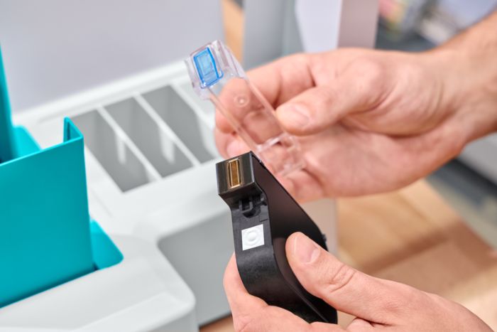 Ink cartridge for the BLUEMARK ECARD