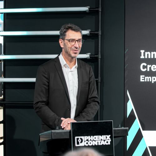 Ulrich Leidecker, COO of Phoenix Contact, speaking at the SPS automation trade fair in Nuremberg