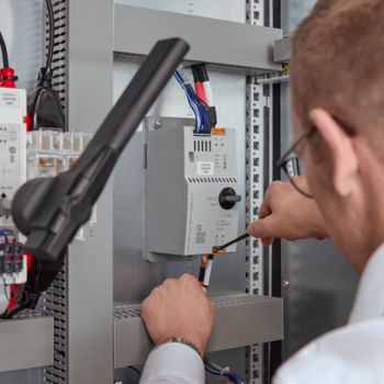 Einstellungen am gleichstrombasierten Leistungsschutzschalter CONTACTRON ELR HDC