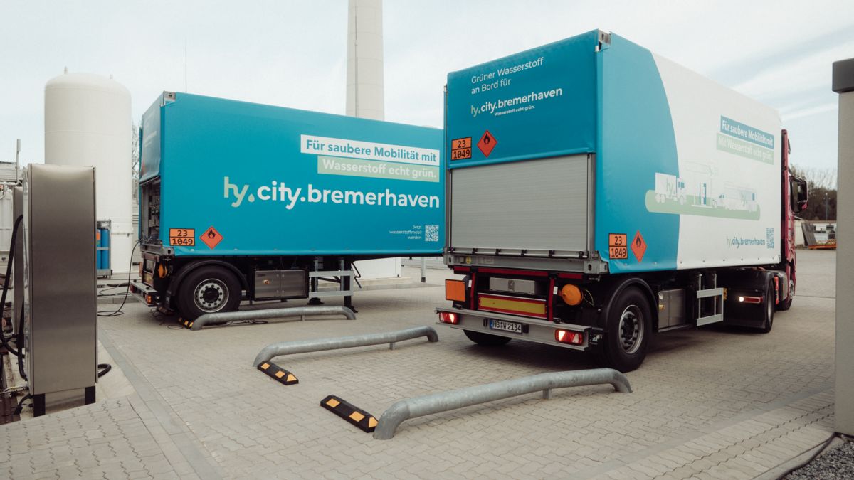 Hydrogen trailers for intelligent hydrogen transport