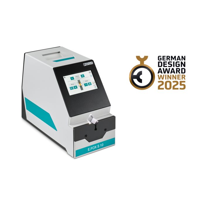 Abisolierautomat E.FOX S 10 mit German Design Award 2025 Logo