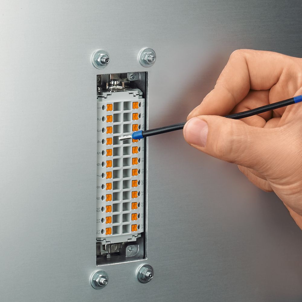 Installation contact insert