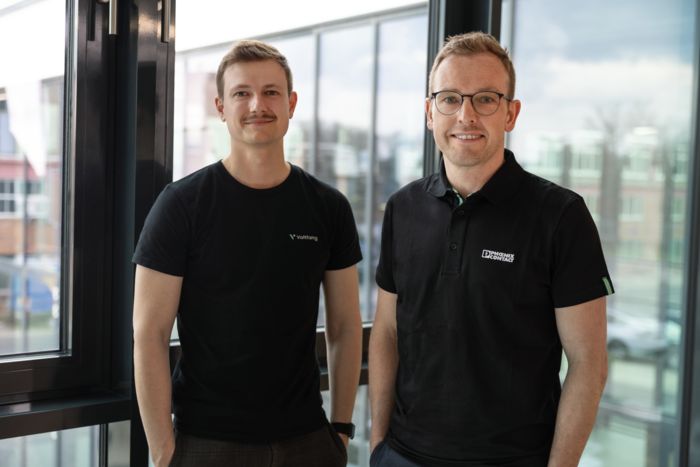 Tobias Lüke from Phoenix&nbsp;Contact Power Supplies GmbH and Roman Alberti from Voltfang GmbH