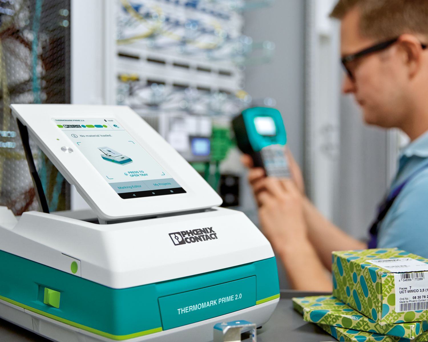 THERMOMARK&nbsp;PRIME&nbsp;2.0 in use at the control cabinet