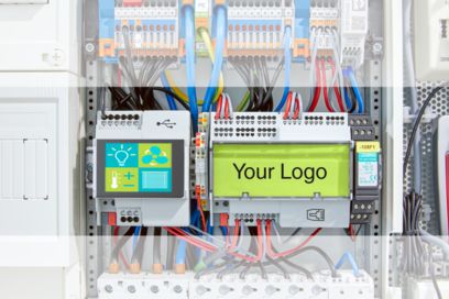 Elektronikgehäuse der Serie BC modular in einer Schaltschrankanwendung
