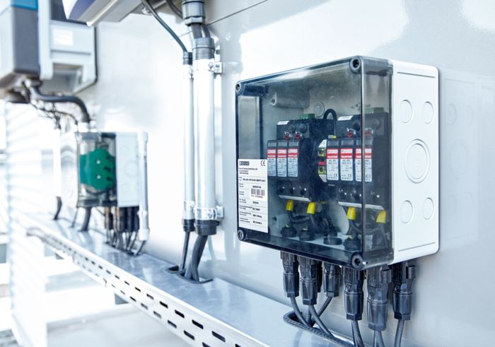 Kant-en-klare stringboxen met overspanningsbeveiliging voor fotovoltaïsche installaties