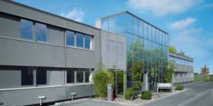 Hauptgebäude der Phoenix Feinbau GmbH & Co. KG