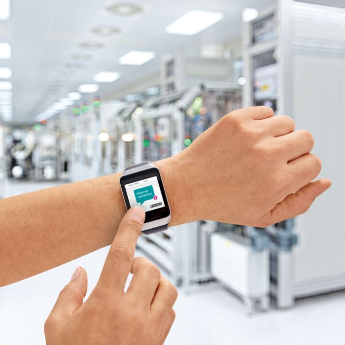 Proficloud karbantartás a Smart Watch-on