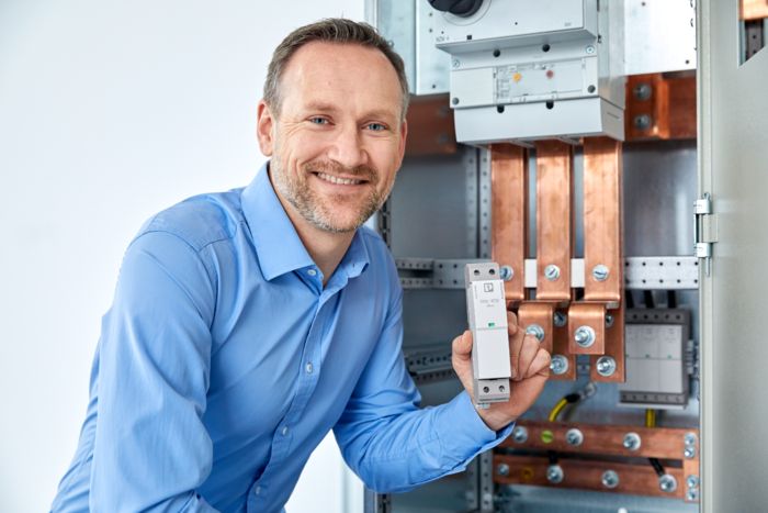 Expert for surge protection with the FLT-SEC-HYBRID