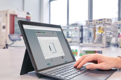 Customer using a laptop during product configuration