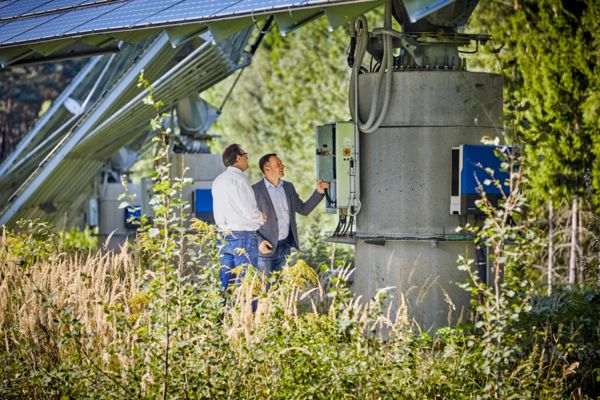 Solar tracking in a photovoltaic system