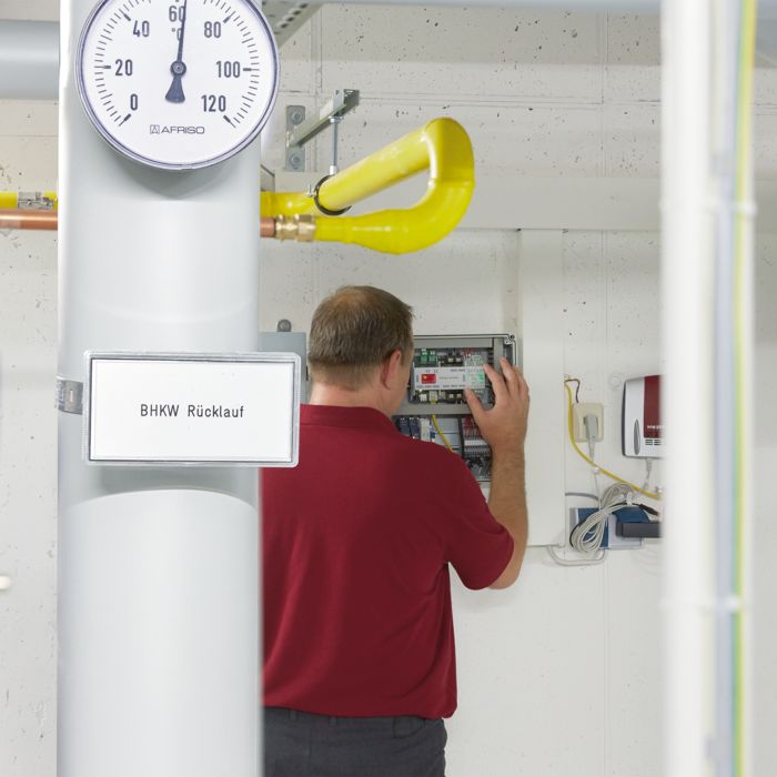 Un collaborateur a accès à la centrale de cogénération par internet