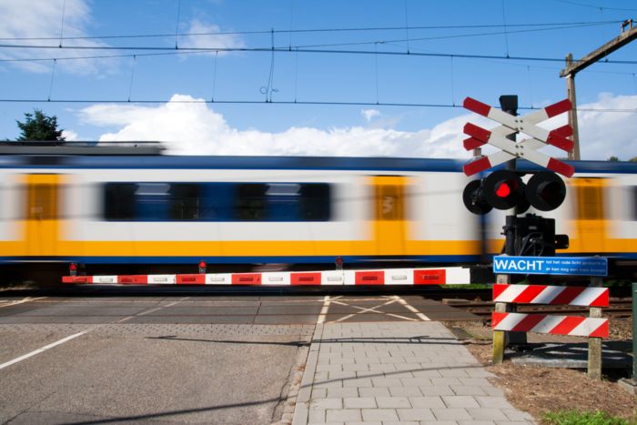 Railway system at crossing