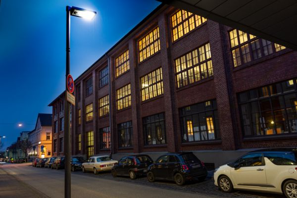 Дорога со светодиодным уличным освещением