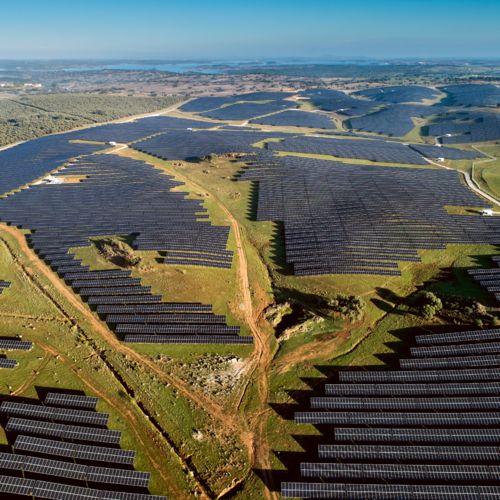 Parque Fotovoltaico de Moura, perto da barragem do Alqueva