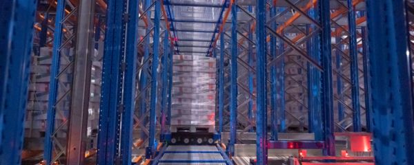 Compacte WLAN modulen leiden 3D-Carries door automatische magazijnsystemen van Logiqs 