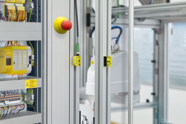 Funktionale Sicherheit im Schaltschrank