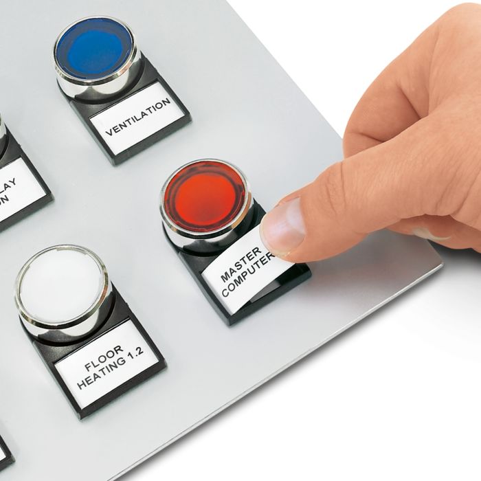 Equipment identification for snapping into marker carriers