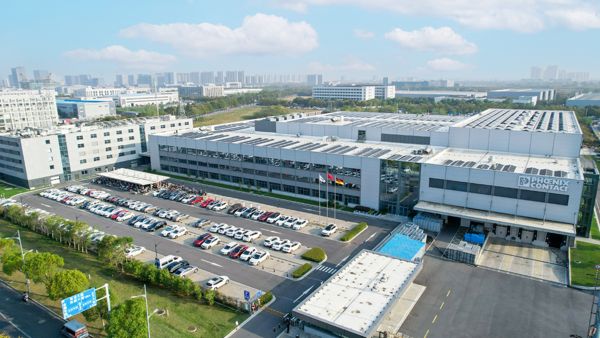 Sistem fotovoltaic de acoperiș în China