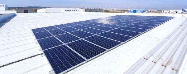 Solar system on the roof of Phoenix Contact in Spain
