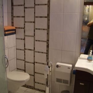 Löwensen - FW2 - Badezimmer ( Ausschnitt )