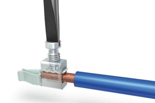 Screw connection of a PCB terminal block