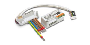 First customer-specific connector that offers combined signal and power transmission for charging electric vehicles