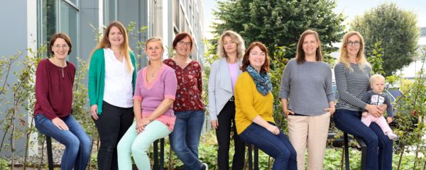 Skupinové foto kolegů zapojených do projektu MINT ve školkách a školách