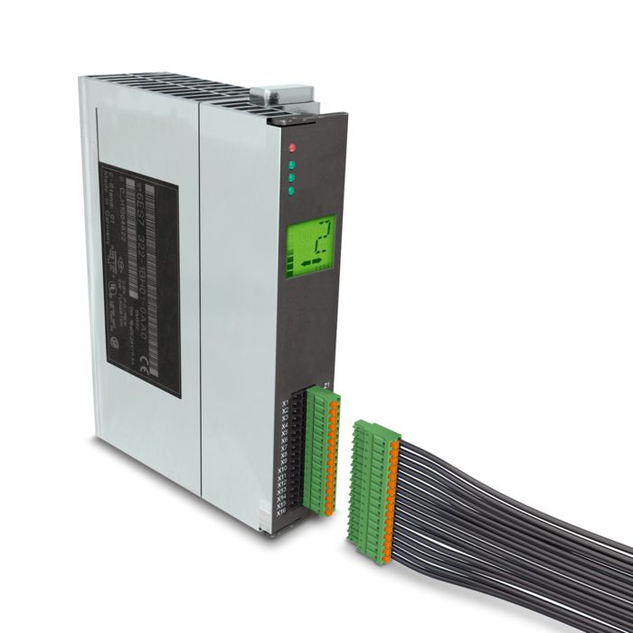 Servo controller with PCB connector