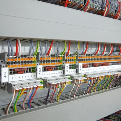 Your strong partner for machine building | Phoenix Contact