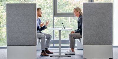 Two Phoenix Contact employees in conversation