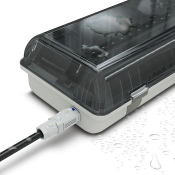  IPD Step2 connector and panel feed-through