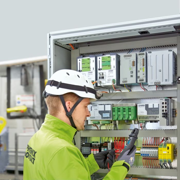  On-site service wind turbine