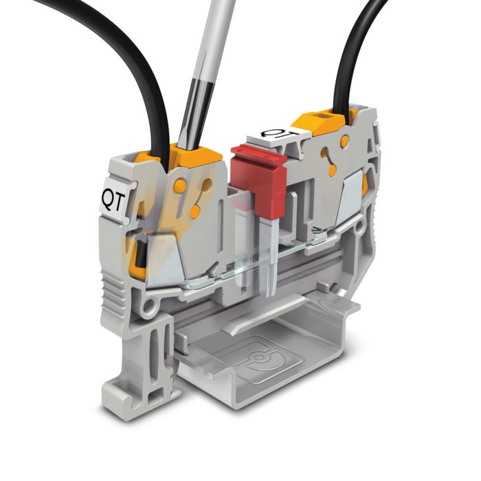 QUICKON insulation displacement connection with conductors