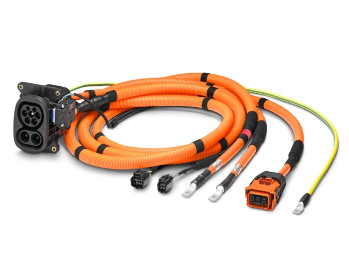 Individually assembled CHARX&nbsp;connect&nbsp;universal CCS charging inlets