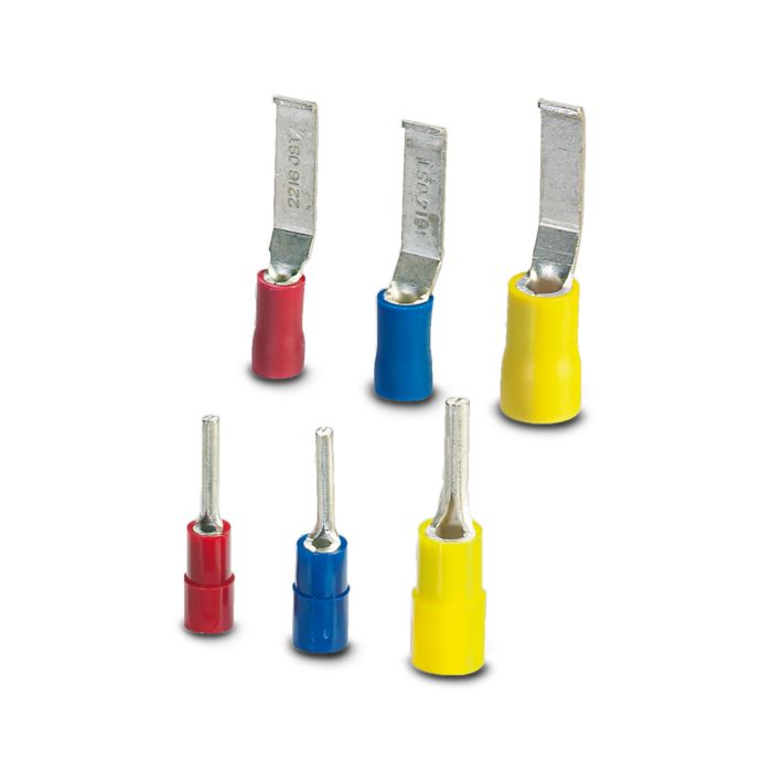 Insulated pin cable lugs placed side by side