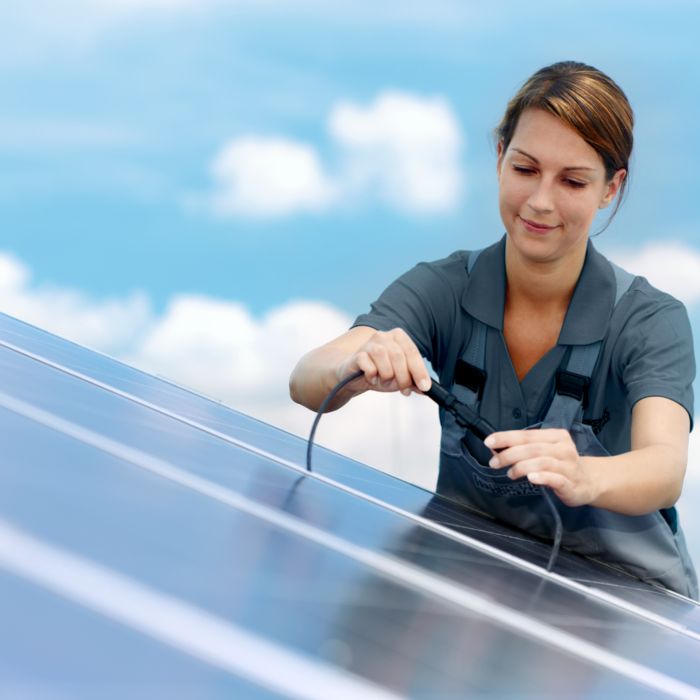 用於連接光伏發電模組的 SUNCLIX 連接器