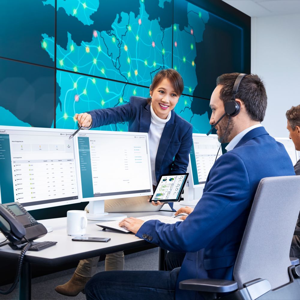 Charging park management in the control center of a charging point operator (CPO)