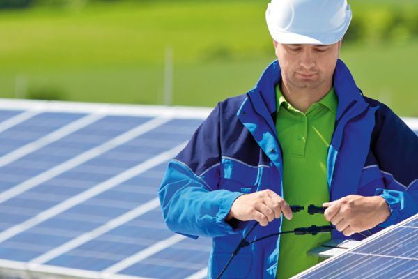 Simply safe: Connectors for photovoltaics