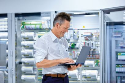 Kuvassa Industrial Ethernet Vertical Marketing