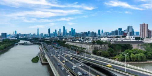 Fitting picture for Smart Cities – alles im Fluss