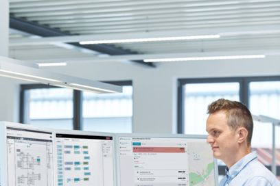 Person on a PC with open software