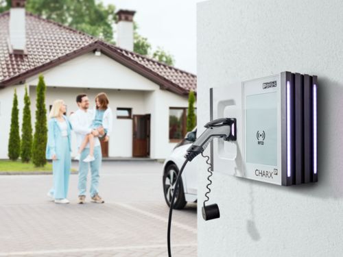 電気自動車を充電するための家庭用充電器
