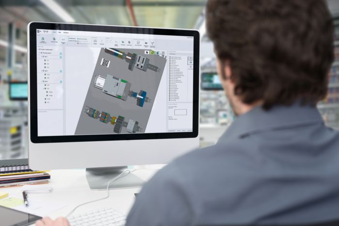 Persoană lucrând pe ecran cu software-ul de proiectare clipx ENGINEER 