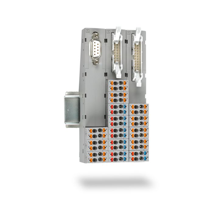 3つのモジュールを備えたVARIOFACE Front Connectの前面図