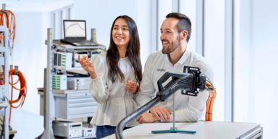 Connecteur de charge côte véhicule HPC refroidi dans le laboratoire test