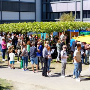 Employees and customers celebrate