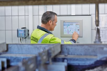 Collaborateurs chargés de la surveillance du traitement des boues
